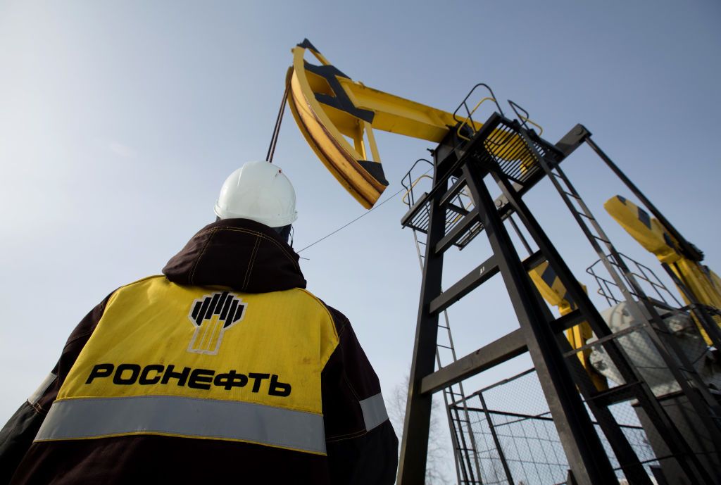 Opinion: Ratcheting up the pressure on Russia's oil revenues - Kyiv Independent