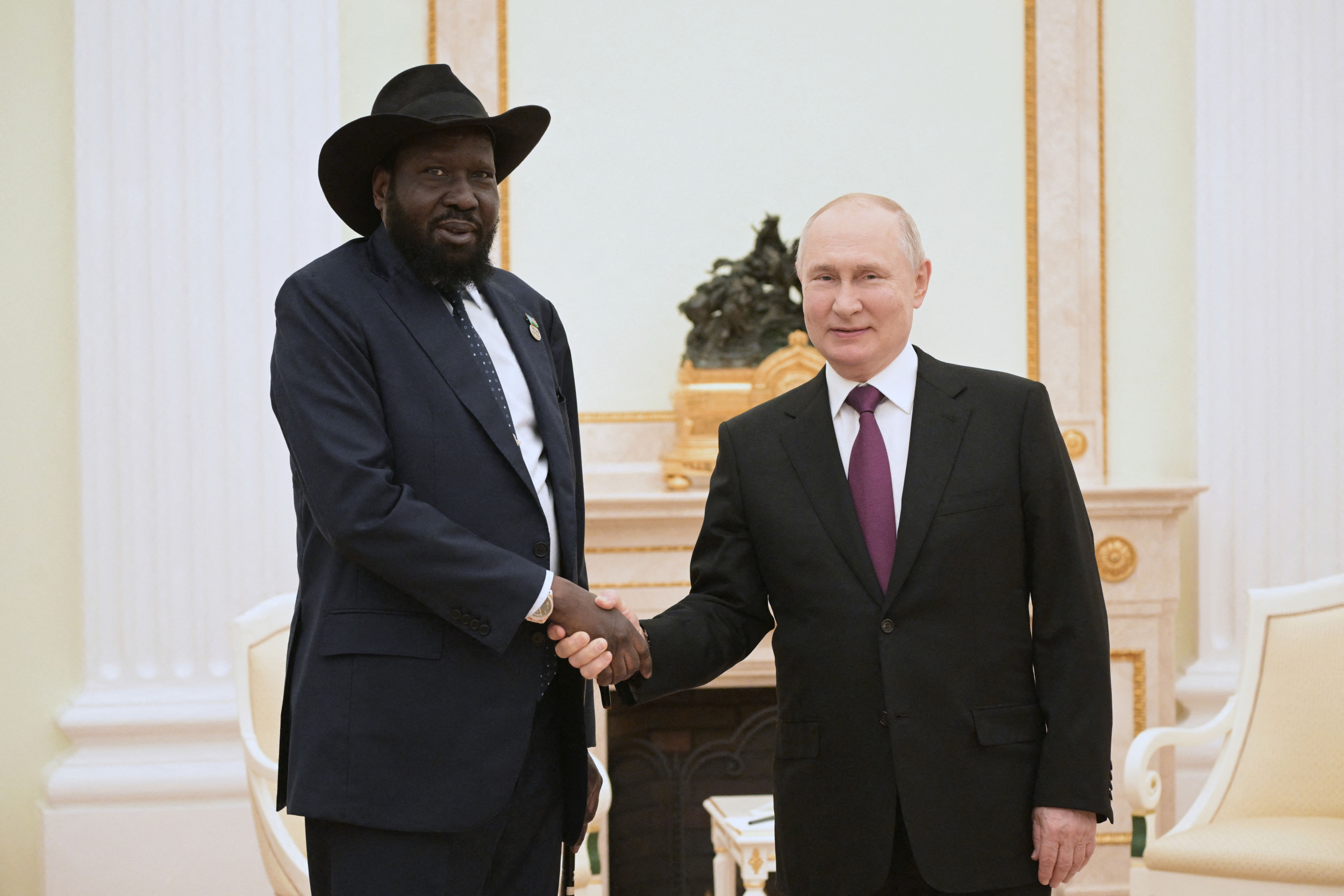 While the World's Eyes Are Elsewhere, Russia Makes Gains in Africa - Newsweek