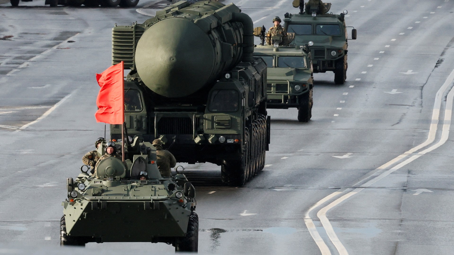 Putin parades Yars nuclear missile launchers, tanks & gun-touting soldiers ahead of annual Victory Day... - The US Sun
