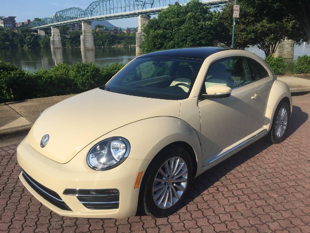 Beetle Volkswagen 2019 Red