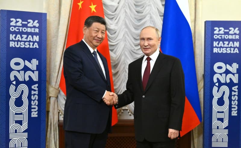 Putin and Xi discuss Ukraine war at BRICS summit, says Kremlin - Yahoo! Voices