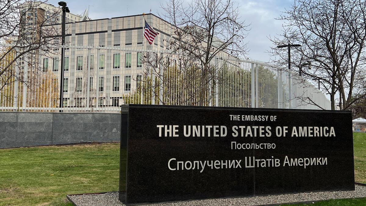 Russia-Ukraine war: U.S. Embassy in Kyiv shuts down after receiving warning of âsignificantâ Russian air attack - The Hindu