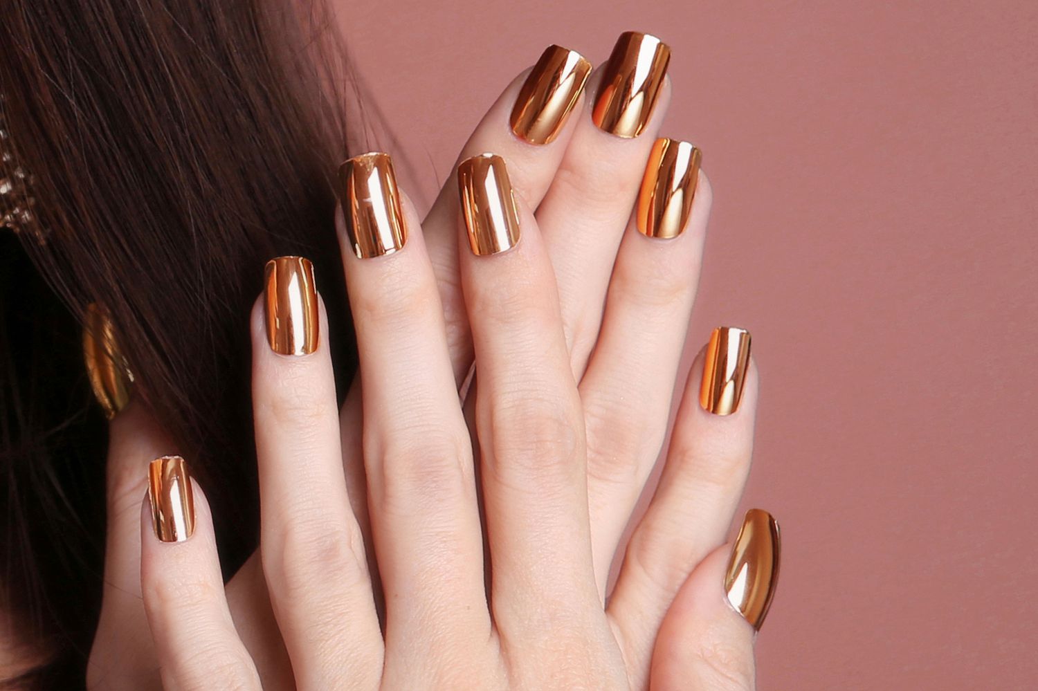 Moscow Mule Nails Is the Perfect Metallic Manicure for the Holidays - Real Simple